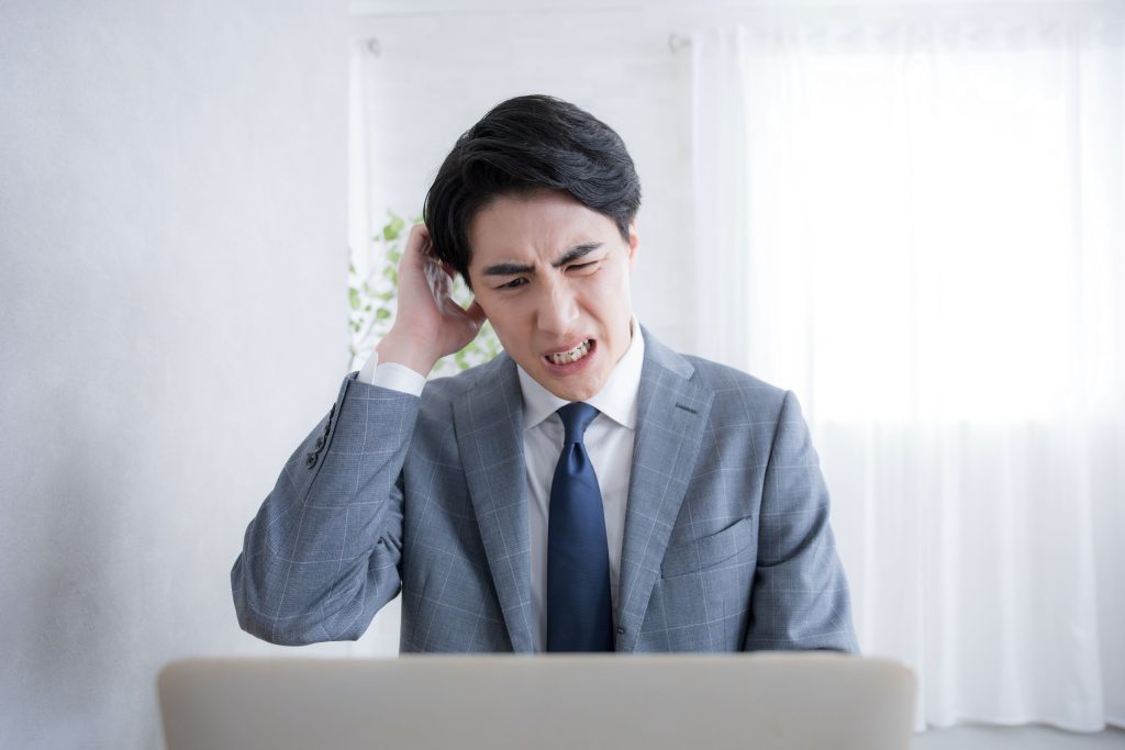 中小企業のずさんな経理の原因、担当者の知識や経験不足