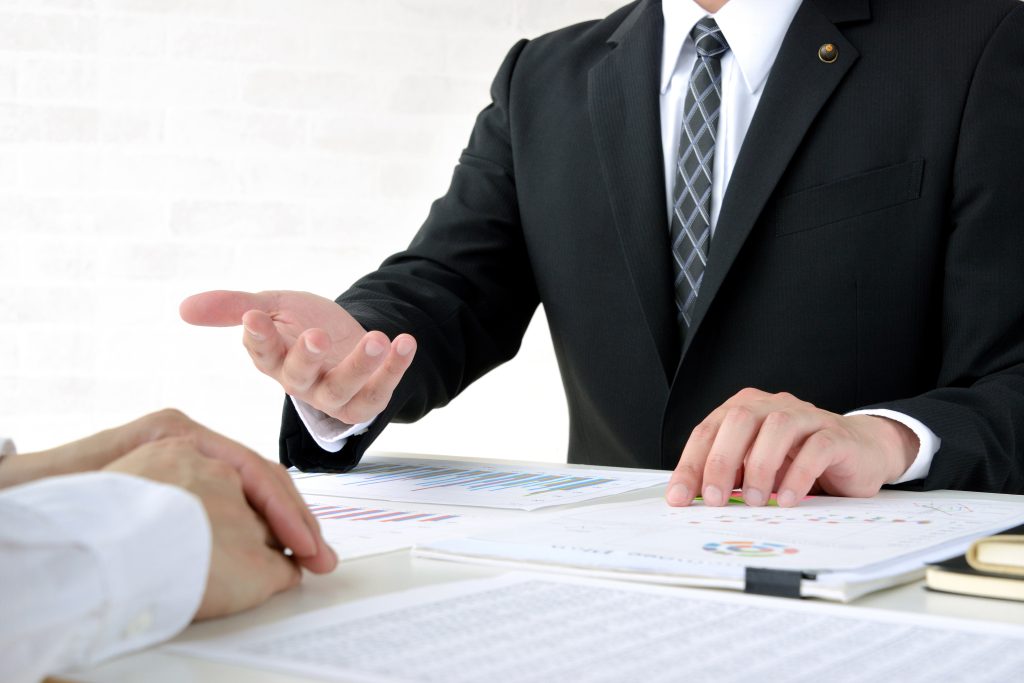 税理士のアドバイスを受ける中小企業事業主