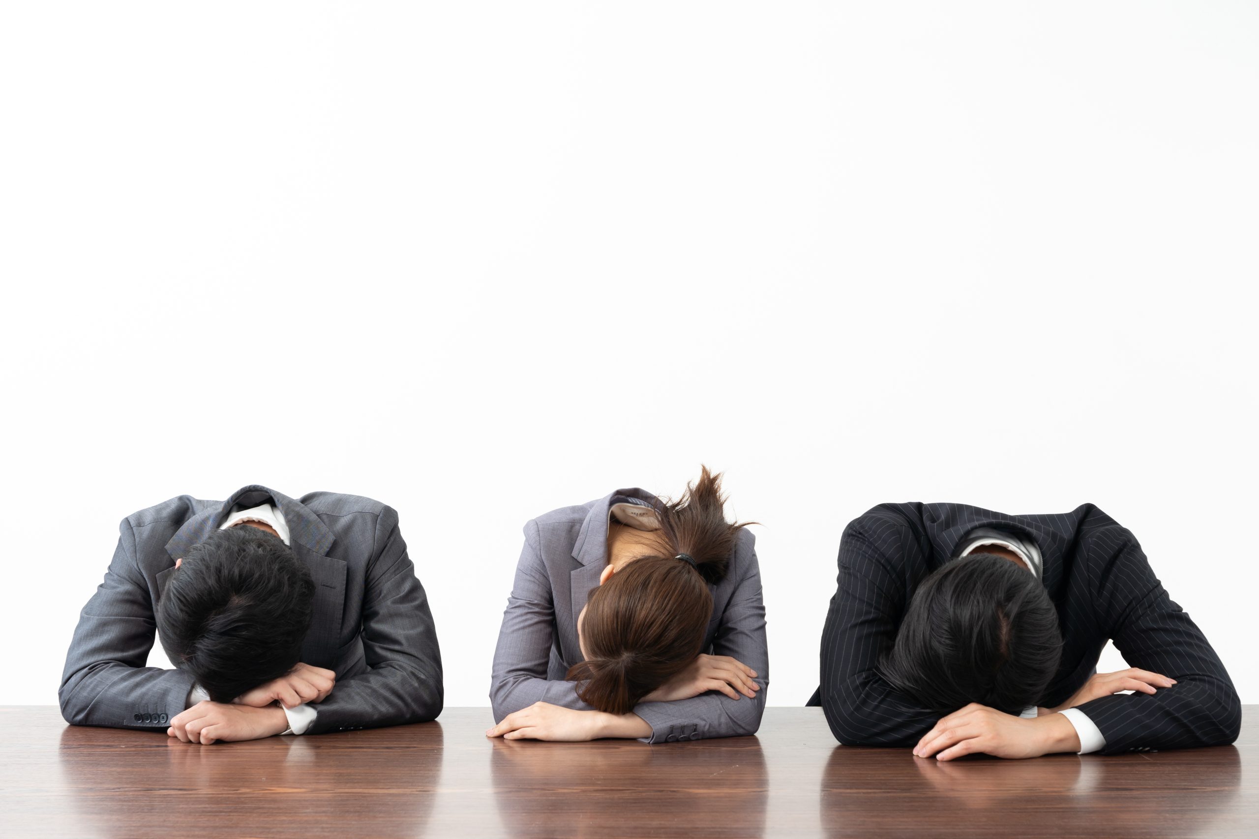 従業員の疲弊と退職のリスク