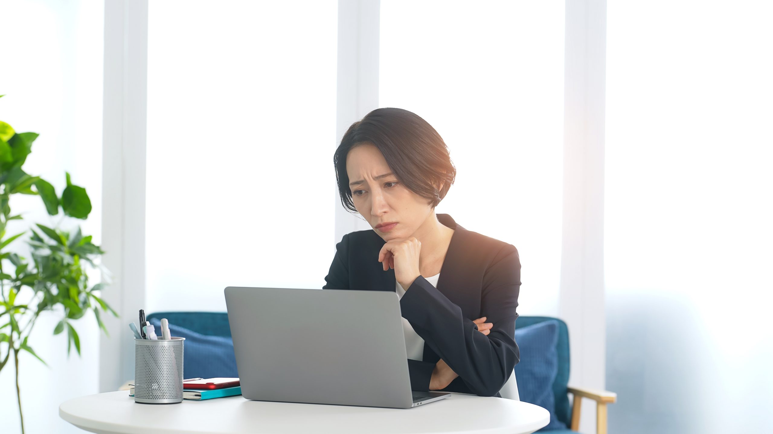 事務の種類と役割は？