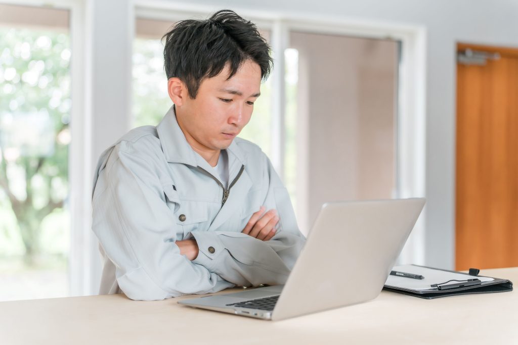 勘定科目をどうすればいいか困っている中小企業事業主